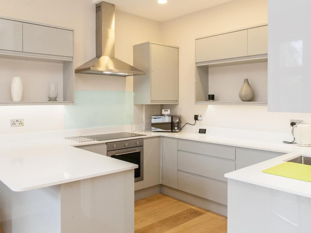 Pass The Keys - Spacious Flat With Private Sun Terrace In South East Londyn Zewnętrze zdjęcie