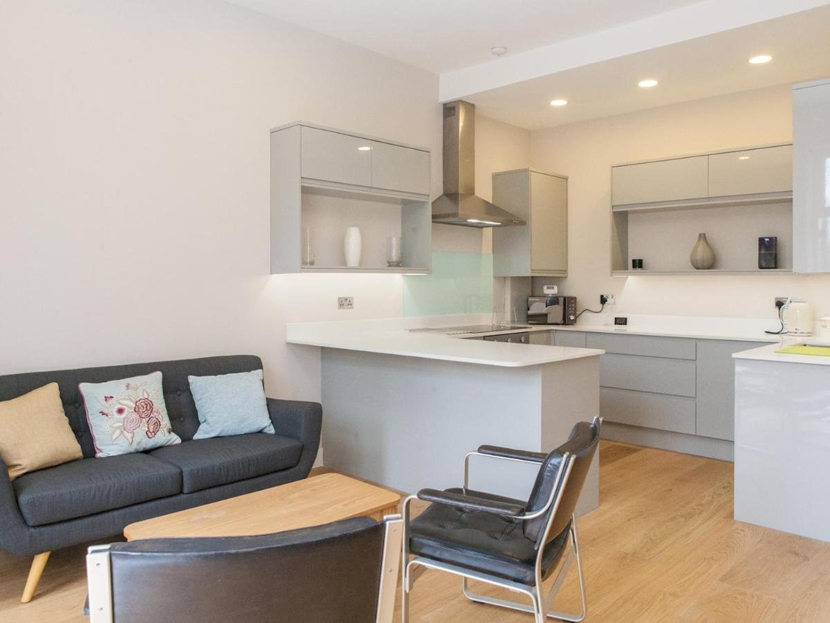 Pass The Keys - Spacious Flat With Private Sun Terrace In South East Londyn Zewnętrze zdjęcie
